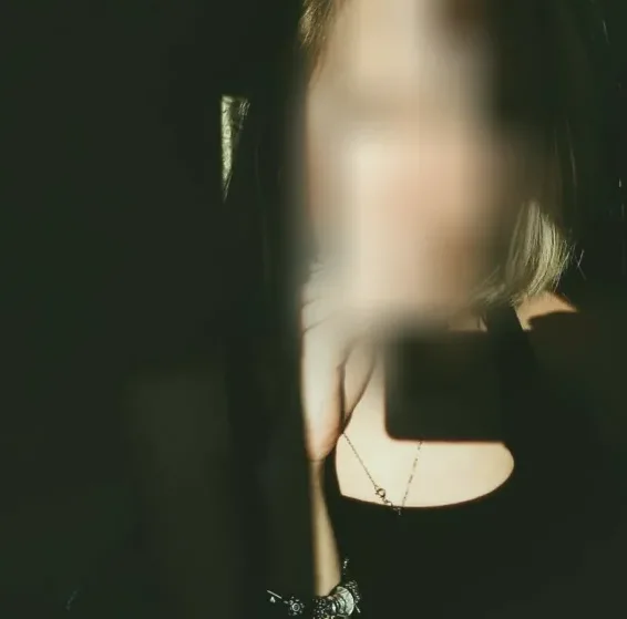 Aldara, 28 años